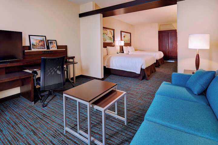 Room 21 of 33
