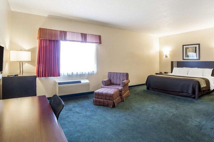 Room 18 of 31