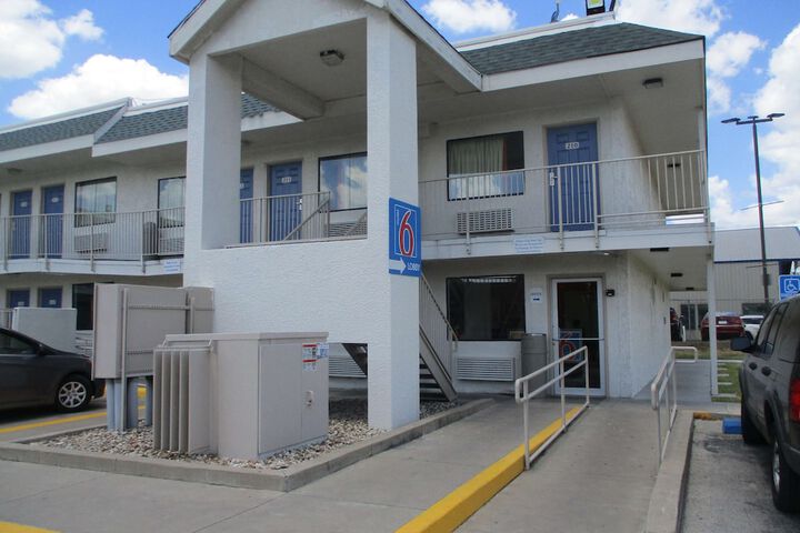 Motel 6 Austin TX - North Central