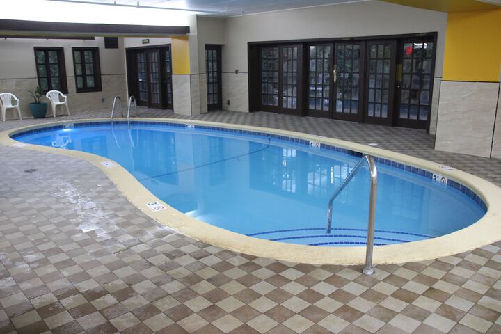 Pool 9 of 43