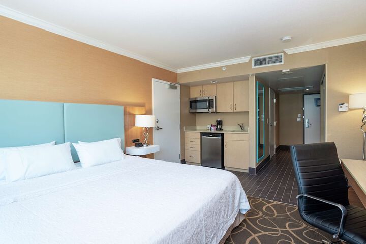 Room 34 of 58