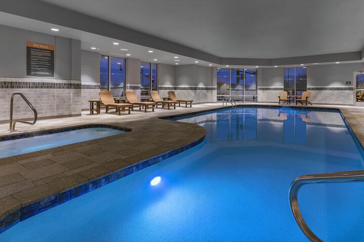 Pool 4 of 33