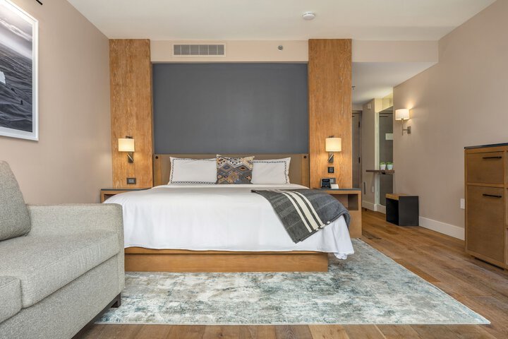 Bellevue Club Hotel