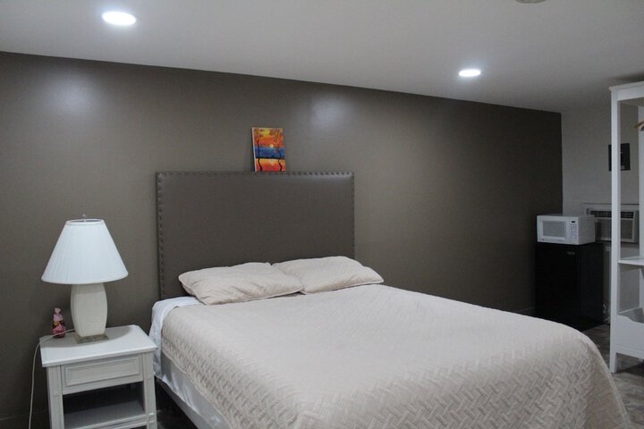 Room 33 of 45