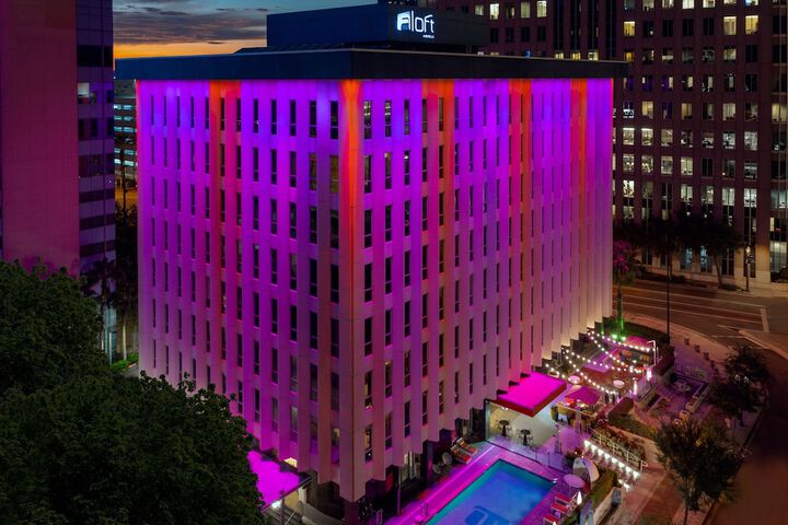 Hotel 2 of 72
