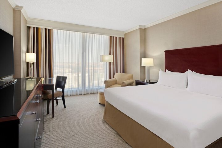 Renaissance Dallas North Hotel