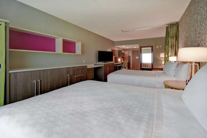 Room 17 of 42