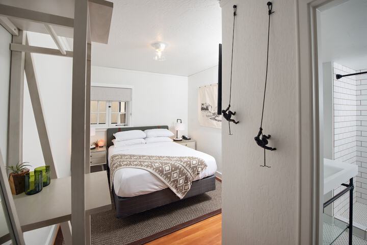 SCP Hotel Redmond