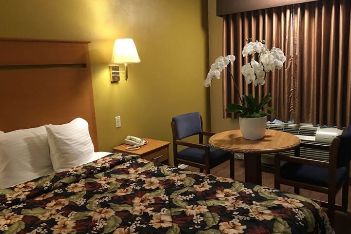 Room 22 of 47