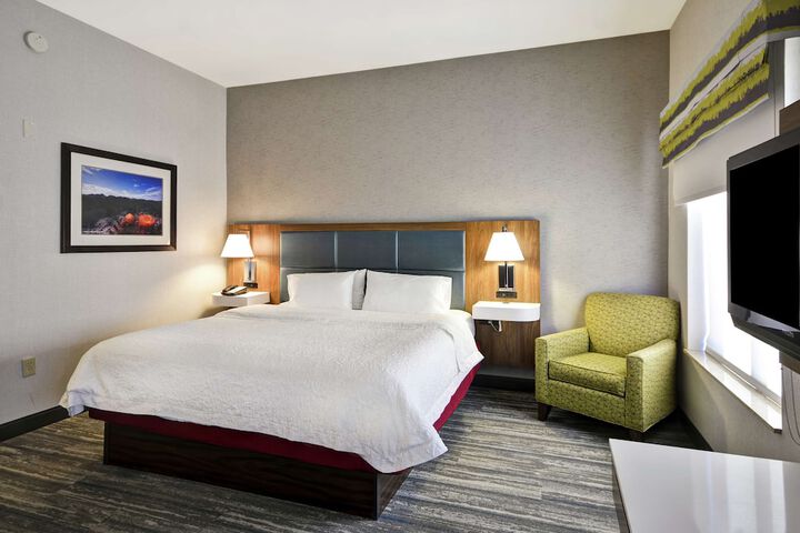Room 32 of 56