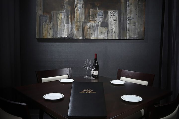 Dining 83 of 103
