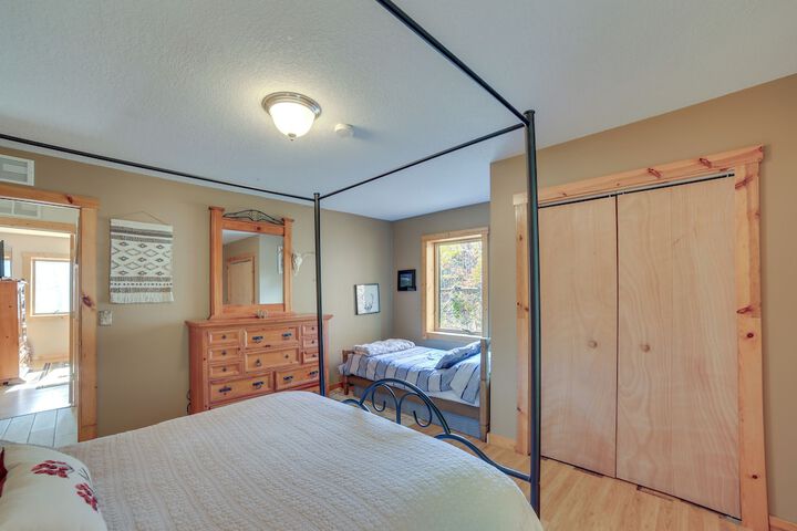 Paradise Cottage: Trail Access Nearby