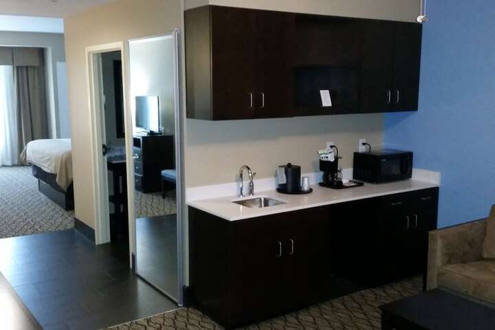 Holiday Inn Express & Suites Atascocita - Humble - Kingwood by IHG