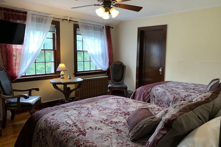 Room 28 of 70