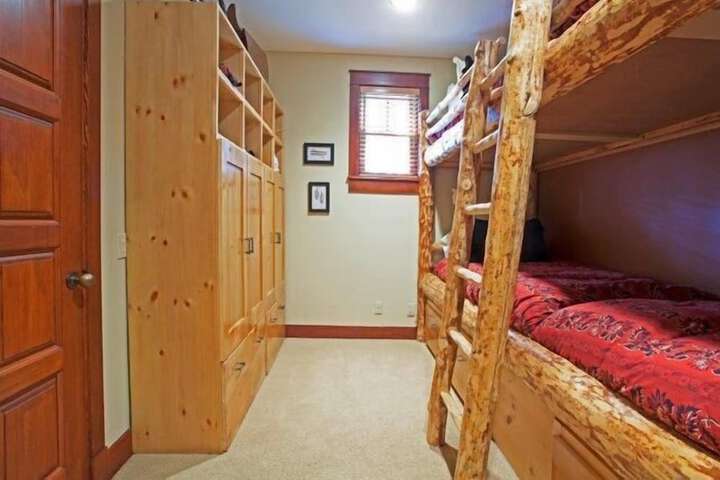 Room 41 of 54