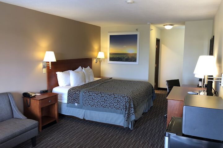 Room 12 of 26