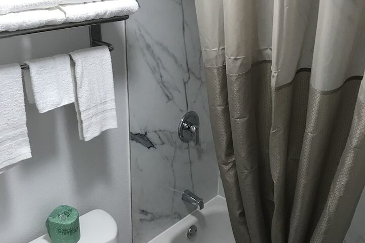 Room 46 of 67
