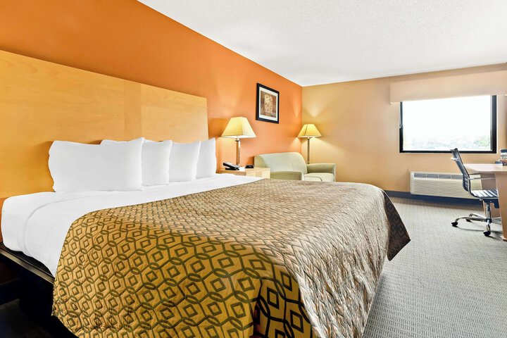 Room 20 of 37