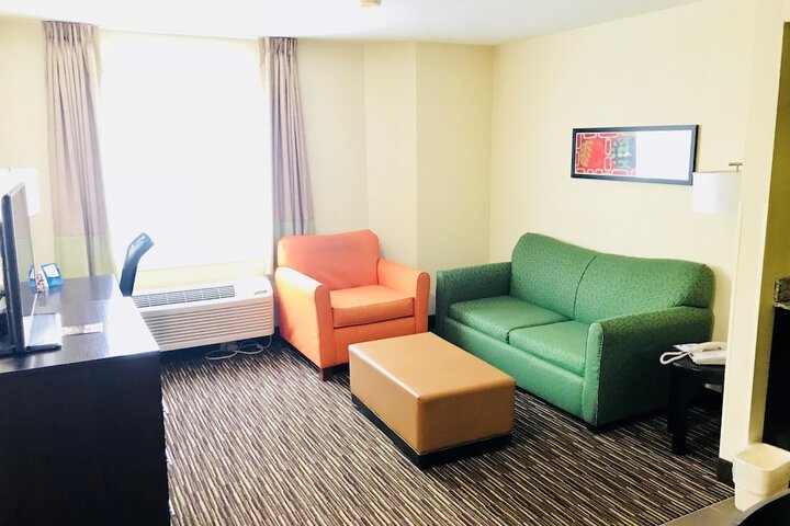 Room 27 of 42
