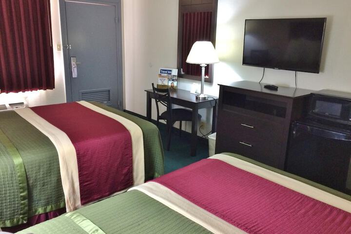Travel Inn & Suites