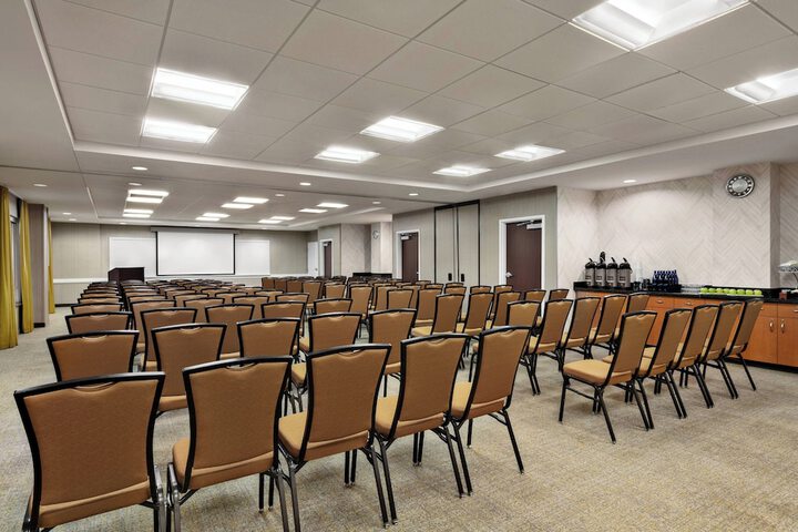SpringHill Suites by Marriott Dulles Airport