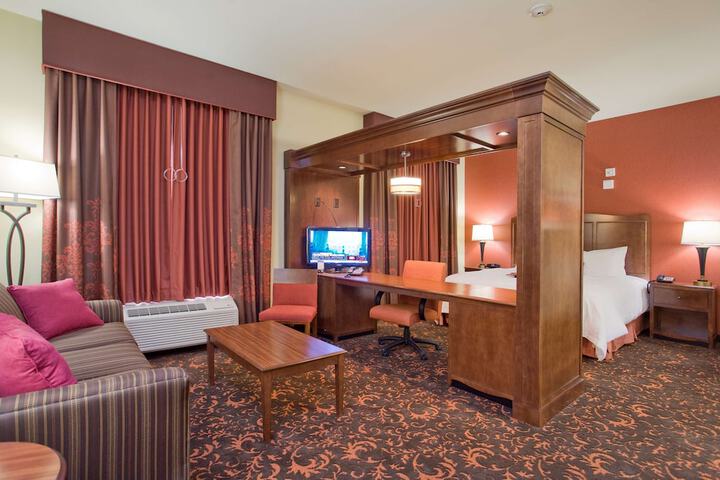 Room 7 of 19