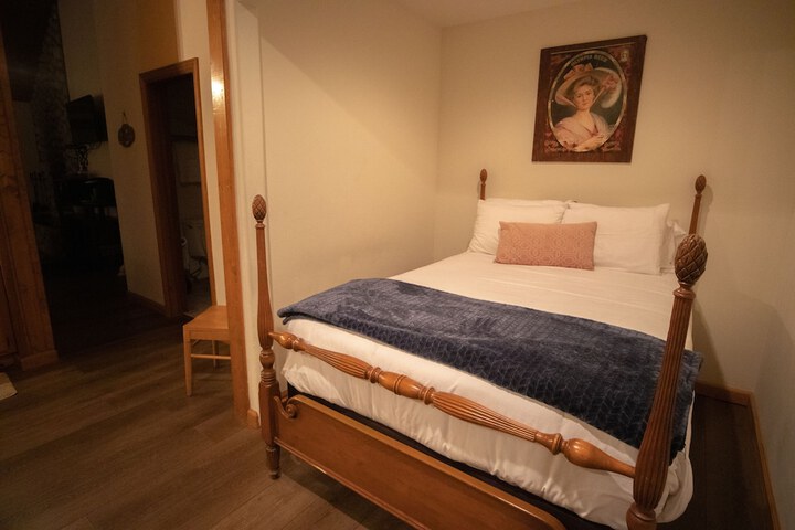 Room 46 of 50