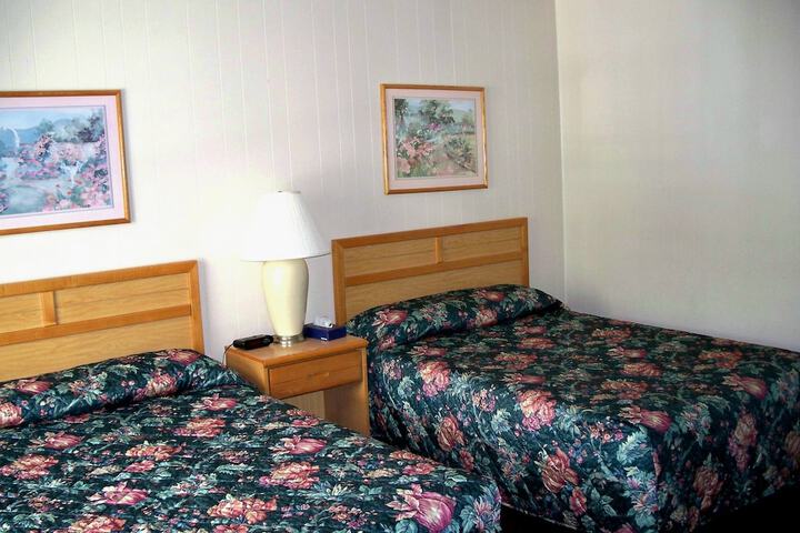 Room 25 of 36