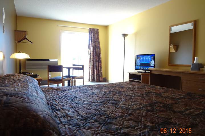 Room 14 of 63