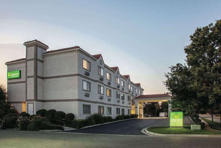 Hotel 3 of 28