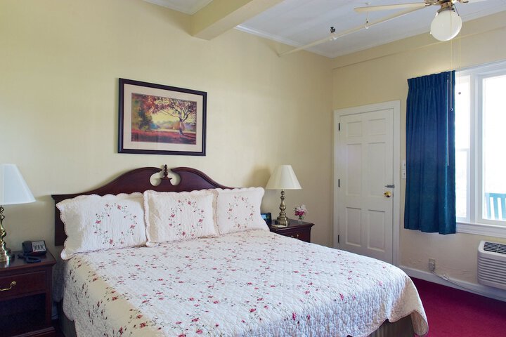 Room 15 of 39