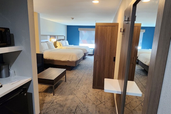 Room 43 of 56