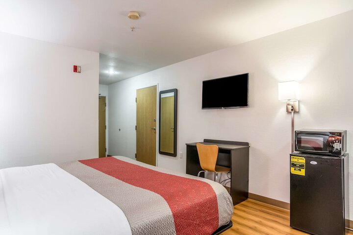 Room 26 of 30