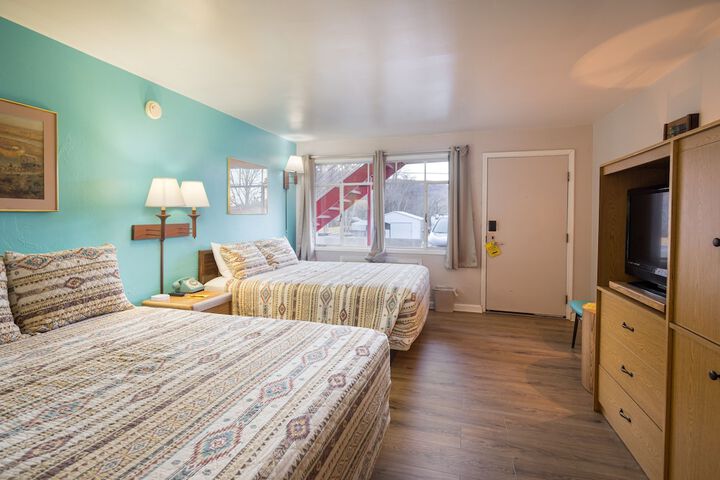 Room 35 of 53