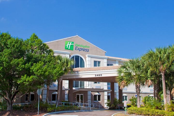 Hotel 7 of 94