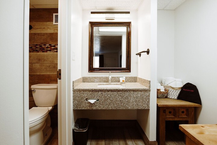 Taos Valley Lodge