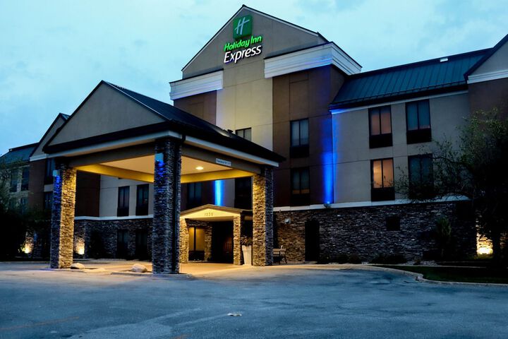 Hotel 2 of 37