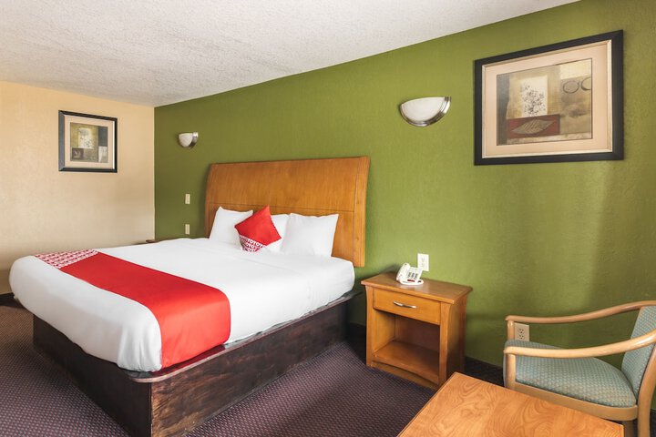 Room 28 of 28