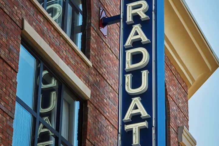 Graduate by Hilton Oxford