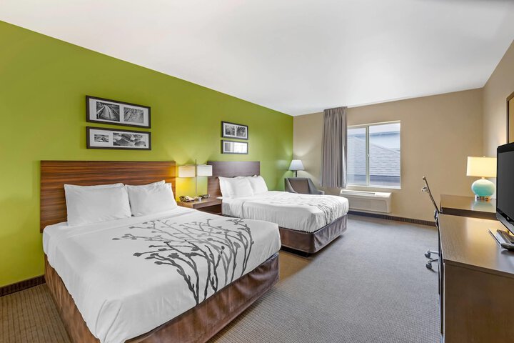 Sleep Inn & Suites Redmond
