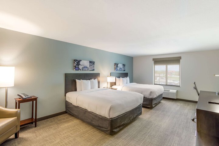 Room 14 of 33