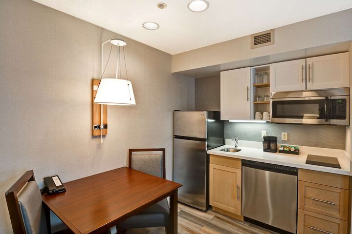 Room 16 of 43