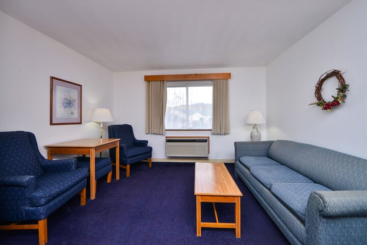 Room 46 of 94