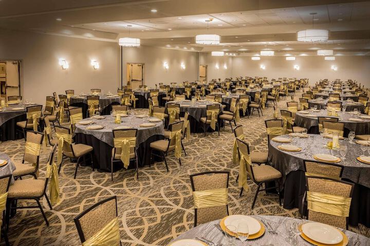 Radisson Hotel Salt Lake City Downtown