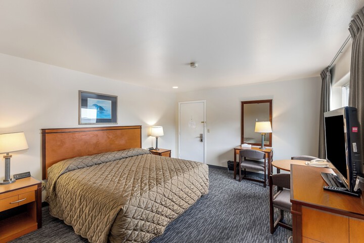 Breeze Inn