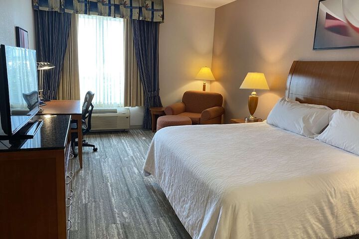 Room 34 of 47