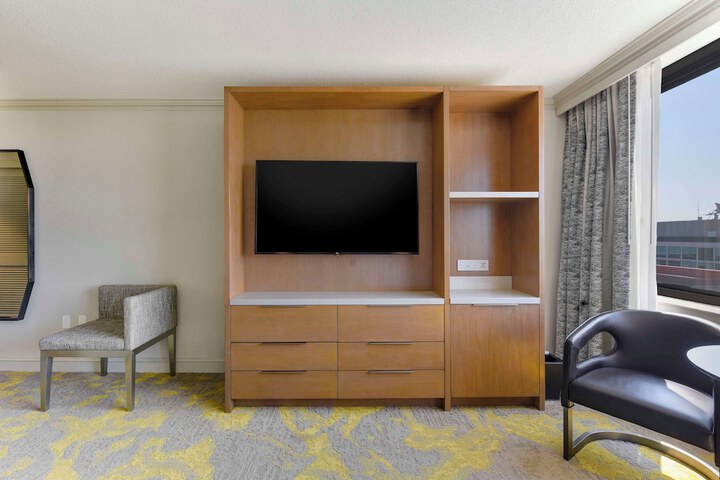 Room 30 of 61