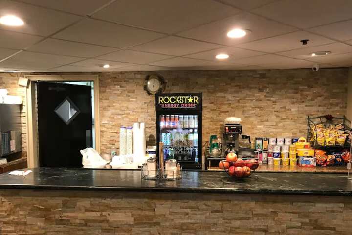 Breakfast/Coffee Service 40 of 42