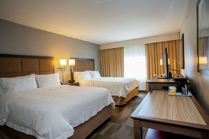Room 13 of 35
