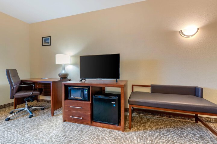 Comfort Inn & Suites Michigan City South